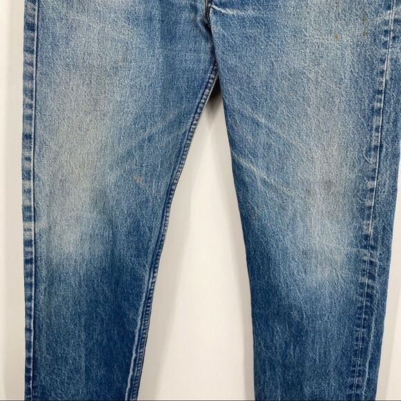 Levi's Women's Quad Button Straight Leg Hi Rise Medium Wash Denim Jeans - Picture 7 of 12